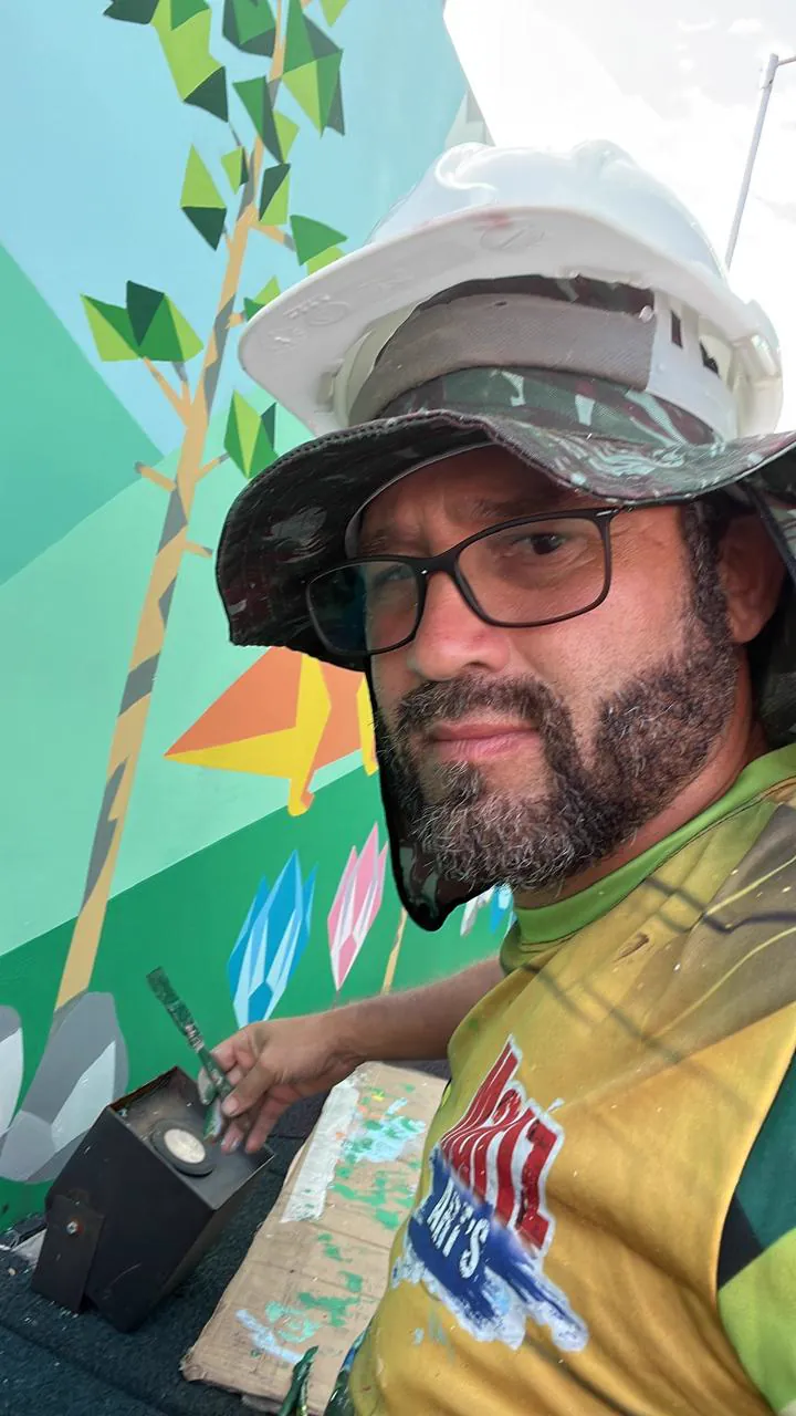Obra, mural ou registro do trabalho de Júnior Mariz 2